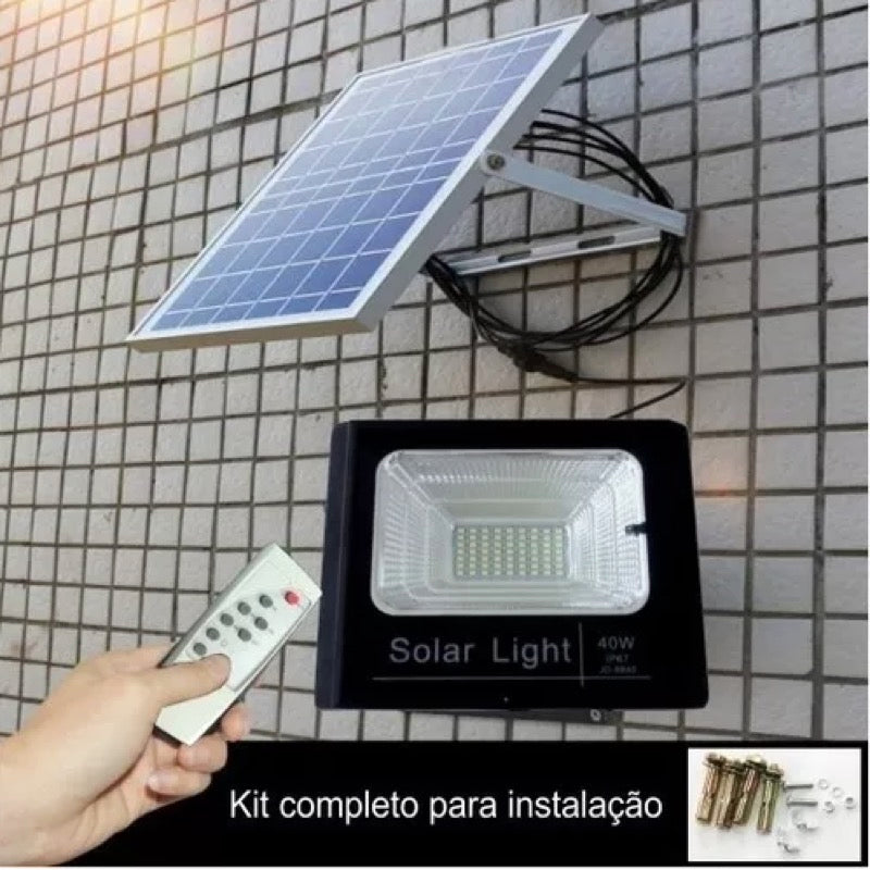 Luminária / Refletor Solar fotovoltaica 40 W - 4500 lumens