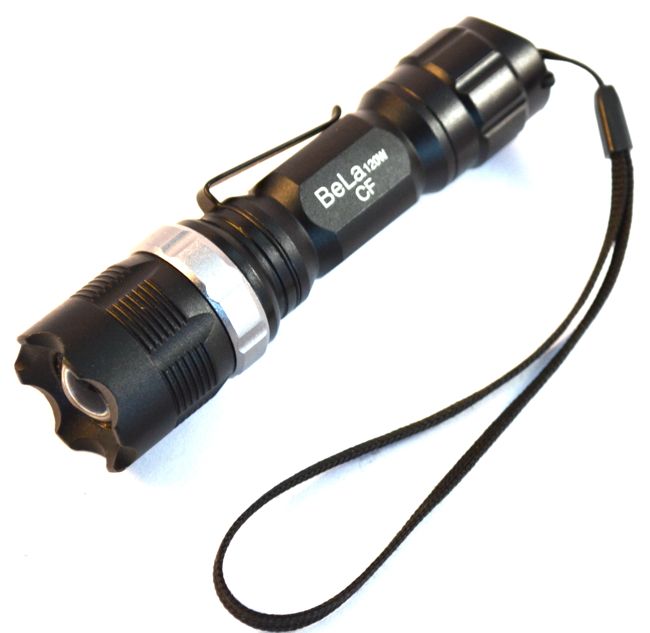 Lanterna LED tática foco ajustável