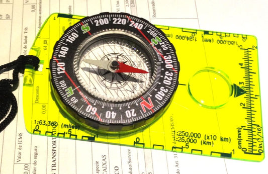 Bússola tipo silva para mapas