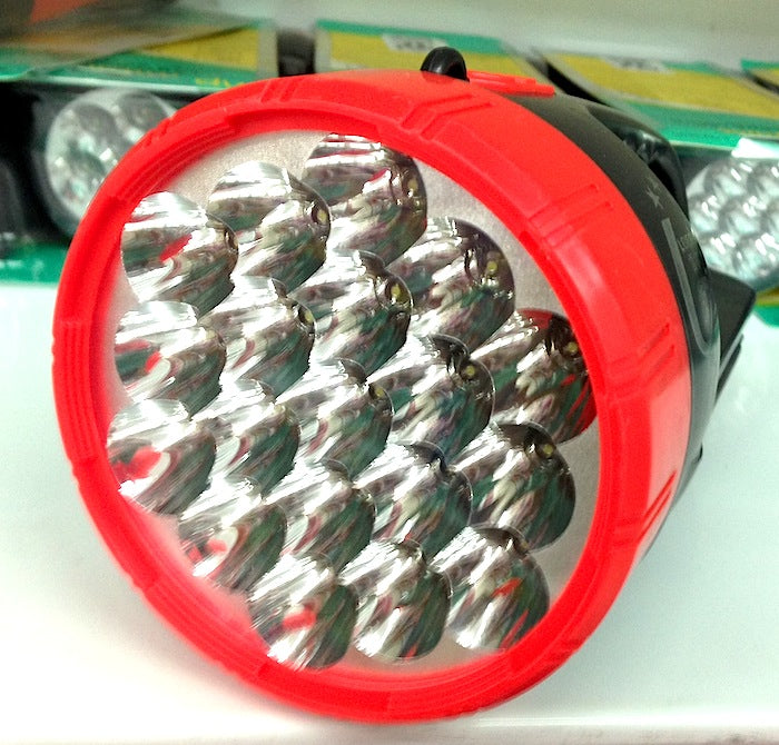 Lanterna recarregável 19 LEDs