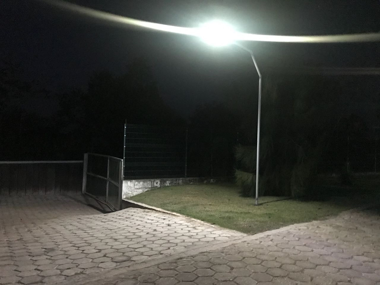Luminária Solar Street Light, All in One 4500 Lumens
